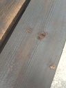 Planche en bois résineux brulé