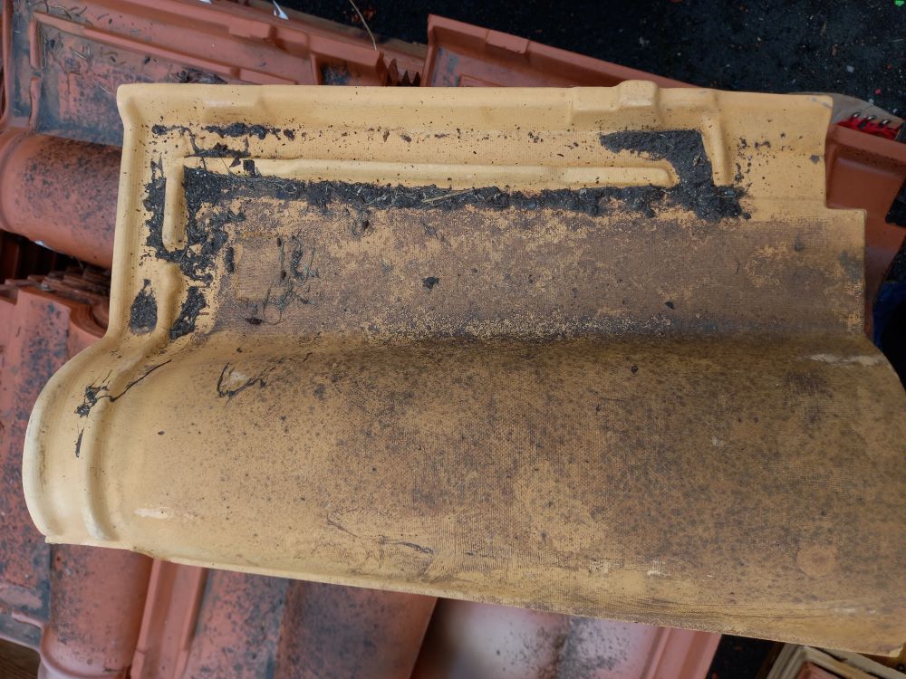 Tuile Romane 18F Lafarge Marseille